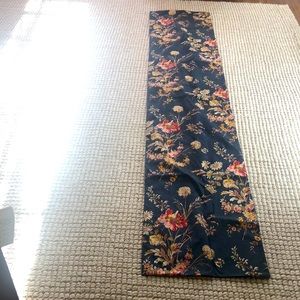 Pottery barn table runner